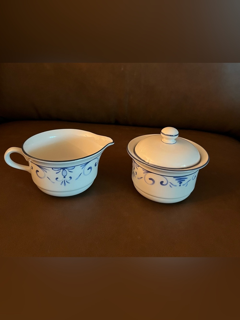 Vtg Lenox Chinastone “Country Blue” Sugar and Creamer Set.